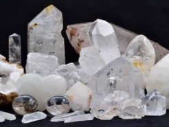 Tìm hiểu về thạch anh – vật phẩm phong thủy mang lại nhiều năng lượng tích cực